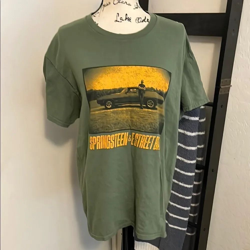 Bruce Springsteen & E Street Band Green Graphic T-Shirt Rock Music Band